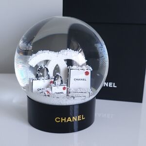 Chanel snow globe